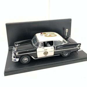 Franklin Mint 1955 Chevrolet Belair 1:24 Scale Police Chief Number 67